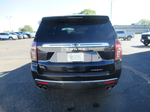 Certified 2024 Chevrolet Tahoe Premier w/ Premium Package image 6