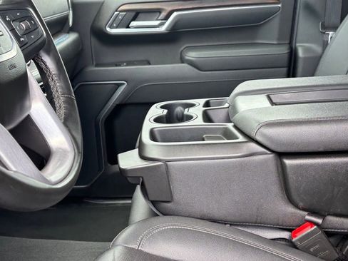 Used 2025 GMC Sierra 1500 SLT RWD image 11
