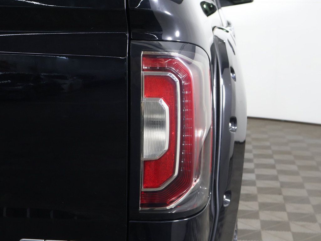 Used 2018 GMC Sierra 1500 SLT AWD/4WD image 17