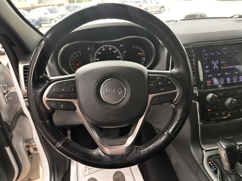 Used 2020 Jeep Grand Cherokee Limited w/ Luxury Group II RWD image 15