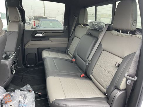 New 2026 Chevrolet Silverado 2500 ZR2 w/ LPO, Dark Essentials Package image 22