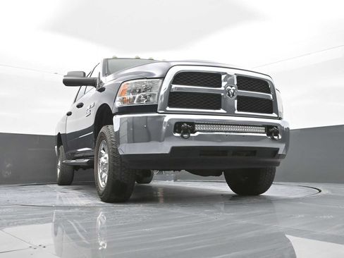 Used 2015 RAM 2500 Tradesman w/ Chrome Appearance Group image 27