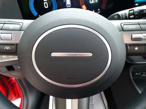 Certified 2026 Hyundai Kona SE AWD/4WD image 31