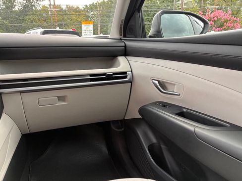 Used 2025 Hyundai Tucson SEL AWD/4WD image 39