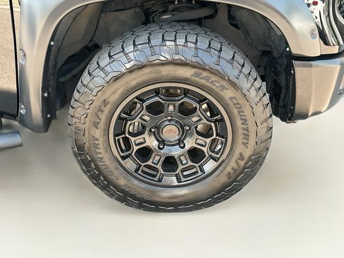 Used 2020 Toyota Tundra Limited AWD/4WD image 11