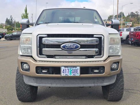Used 2011 Ford F250 King Ranch w/ King Ranch w/Chrome Pkg AWD/4WD image 5