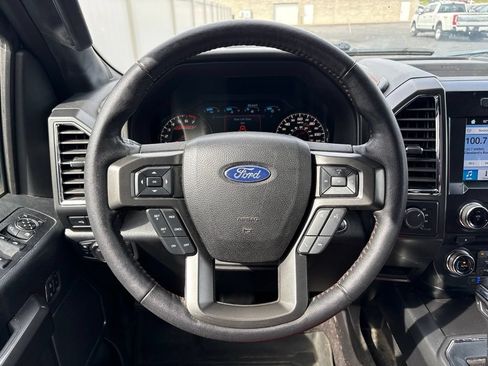 Used 2017 Ford F150 Lariat w/ Equipment Group 502A Luxury AWD/4WD image 10