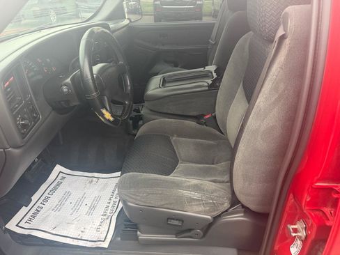 Used 2004 Chevrolet Avalanche 2WD image 10