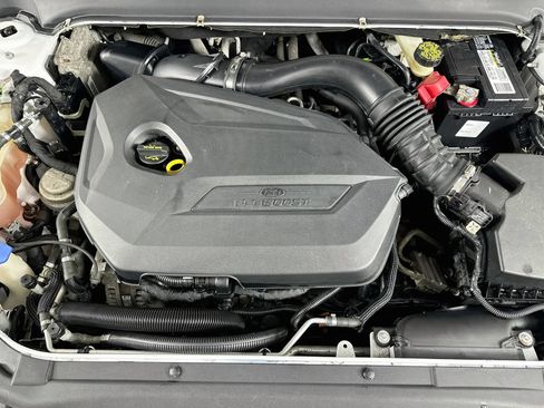 Used 2013 Ford Fusion SE FWD image 12