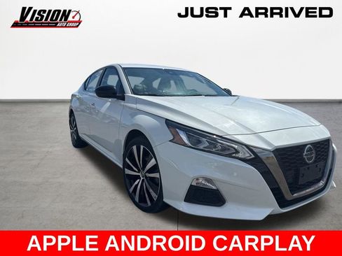 Used 2022 Nissan Altima 2.5 SR AWD/4WD image 3