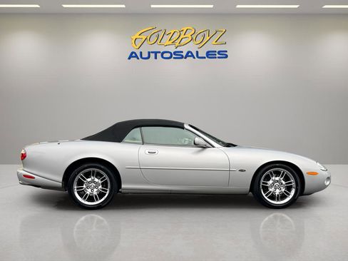 Used 2002 Jaguar XK8 Convertible image 7