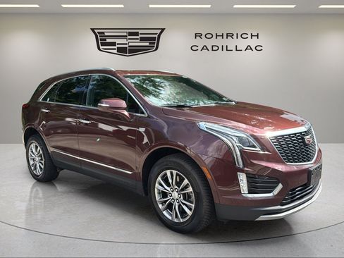 Certified 2023 Cadillac XT5 Premium Luxury AWD/4WD image 3