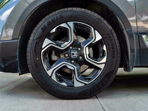 Used 2019 Honda CR-V Touring image 14