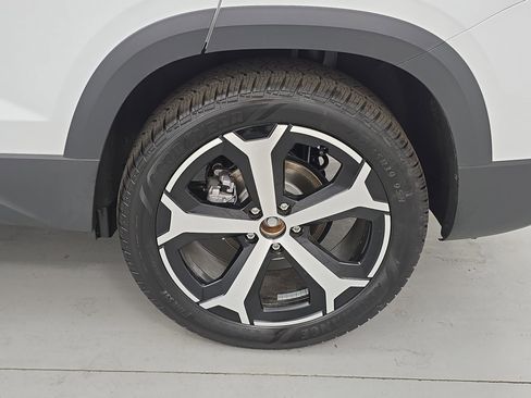 New 2026 Volkswagen Taos SEL AWD/4WD image 33