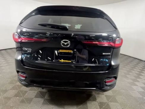 Used 2025 MAZDA CX-70 3.3 Turbo w/ Preferred Package AWD/4WD image 5