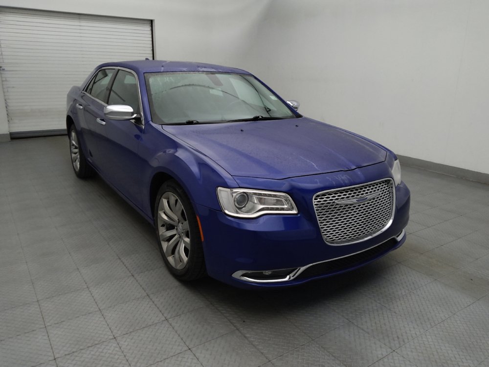 Used 2019 Chrysler 300 Limited RWD image 11