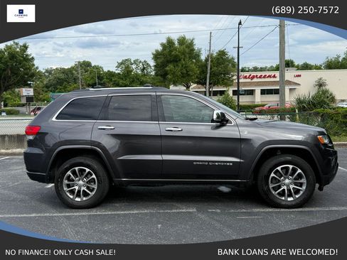 Used 2016 Jeep Grand Cherokee Overland w/ Advanced Technology Group AWD/4WD image 4