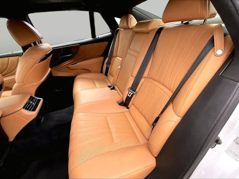 Used 2021 Lexus LS 500 w/ Interior Upgrade Package RWD image 21