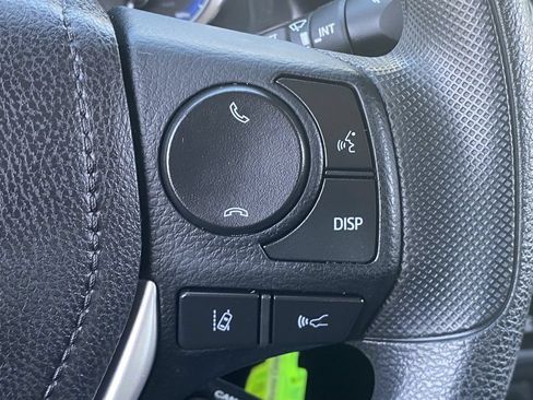 Used 2018 Toyota Corolla LE w/ LE Premium Package FWD image 23