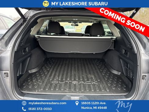 Used 2025 Subaru Outback Premium image 14