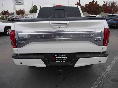 Used 2015 Ford F150 Platinum w/ Equipment Group 701A Luxury image 26