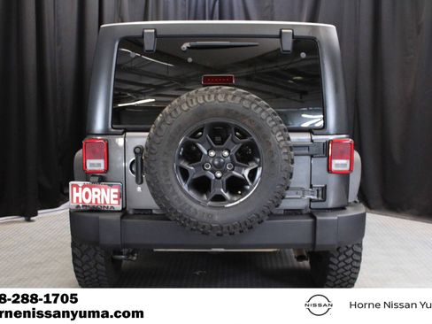 Used 2018 Jeep Wrangler Unlimited Sport S AWD/4WD image 14