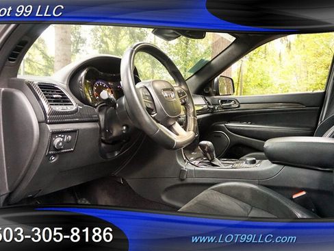 Used 2017 Jeep Grand Cherokee SRT AWD/4WD image 12
