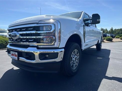 New 2025 Ford F350 Lariat image 10
