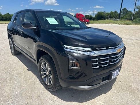 Used 2026 Chevrolet Equinox LT FWD image 7