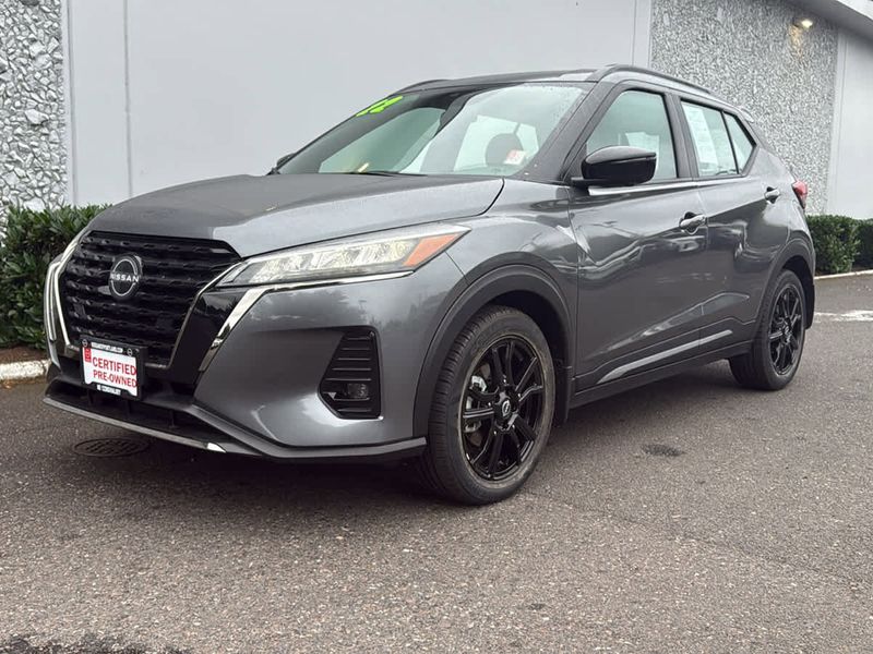 Certified 2022 Nissan Kicks SR w/ Premium Package image 1