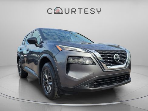 Used 2021 Nissan Rogue S image 6