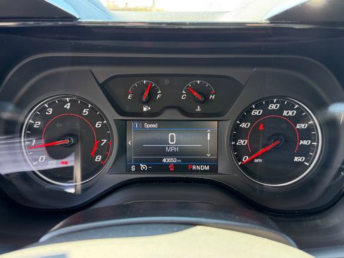 Used 2024 Chevrolet Camaro LT w/ RS Package RWD image 3