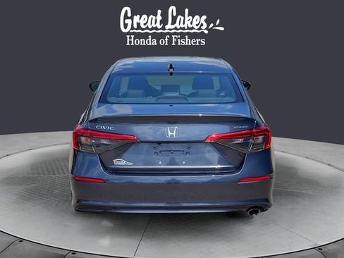 Used 2023 Honda Civic Sport image 4