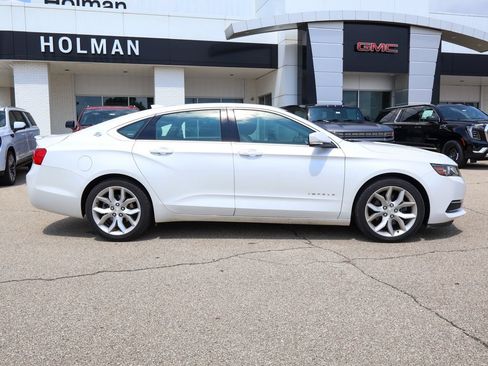 Used 2016 Chevrolet Impala LT w/ Leather Package FWD image 2
