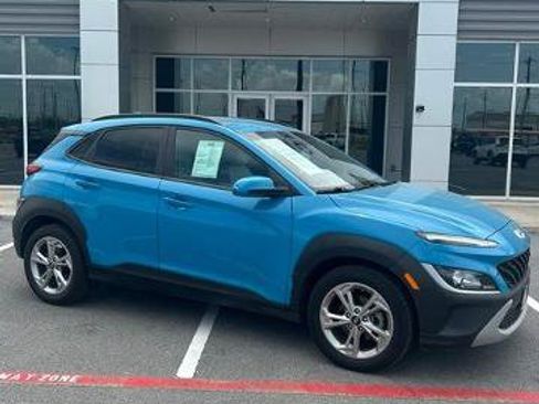Used 2023 Hyundai Kona SEL FWD image 1