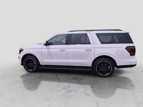 Used 2024 Ford Expedition Max Limited AWD/4WD image 5
