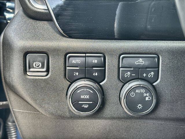 Used 2024 Chevrolet Silverado 1500 LT w/ Texas Edition Plus AWD/4WD image 17