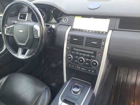 Used 2018 Land Rover Discovery Sport HSE AWD/4WD image 9