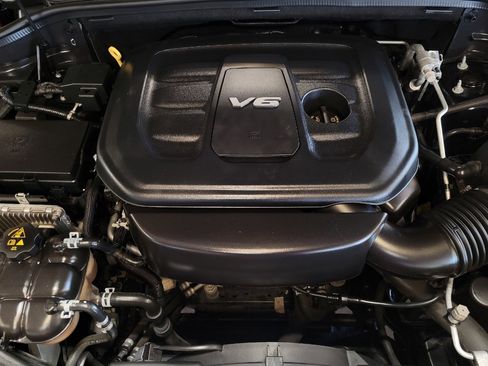Used 2019 Jeep Grand Cherokee Limited RWD image 30