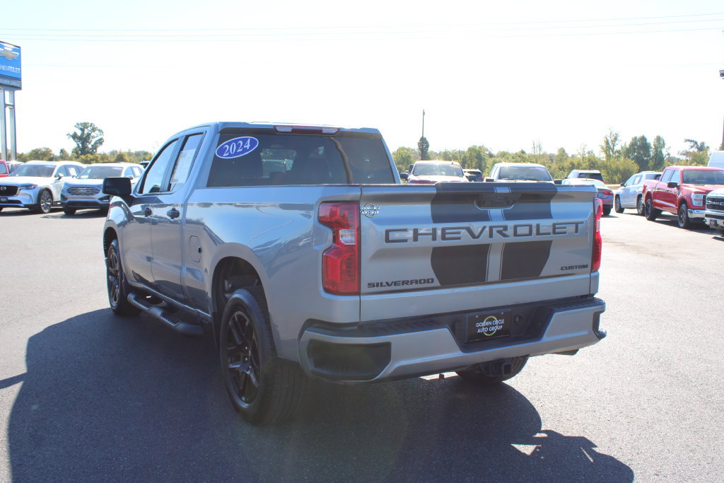 Used 2024 Chevrolet Silverado 1500 Custom w/ Rally Edition RWD image 7
