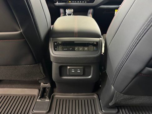 New 2026 Nissan Pathfinder Rock Creek AWD/4WD image 17