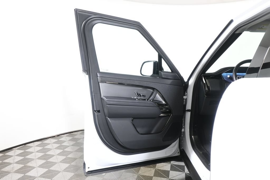 Used 2024 Land Rover Range Rover Sport SE AWD/4WD image 29