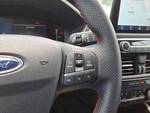 Used 2025 Ford Escape ST-Line FWD image 21