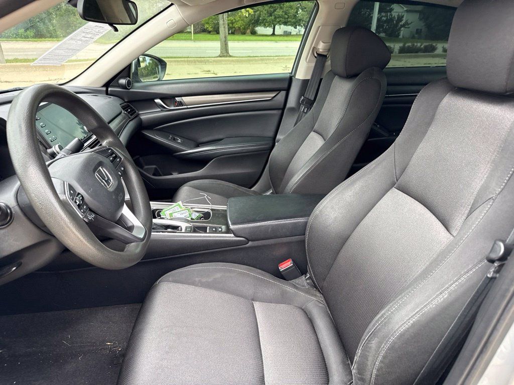Used 2018 Honda Accord LX image 13