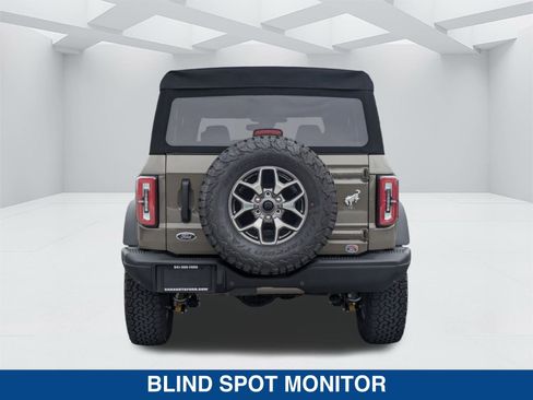 New 2025 Ford Bronco Badlands image 6
