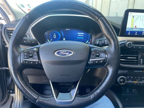 Used 2021 Ford Escape Titanium w/ Titanium Elite Package AWD/4WD image 27