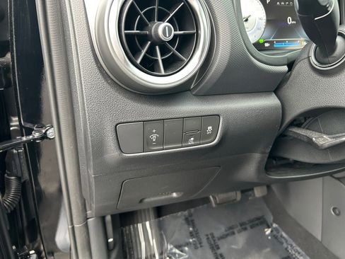 Used 2023 Hyundai Kona SEL w/ Cargo Package FWD image 19