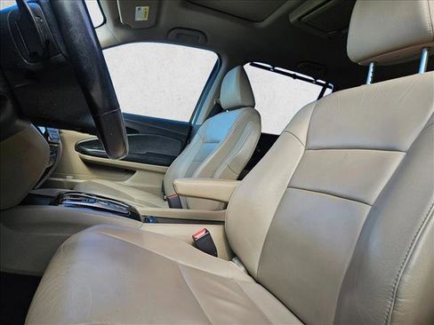 Used 2020 Honda Pilot Touring image 14