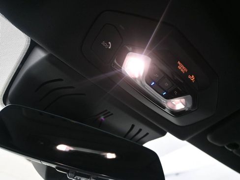 Used 2023 BMW M4 xDrive Competition AWD/4WD image 29
