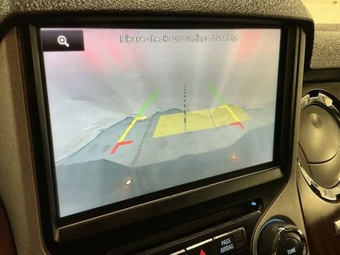 Used 2014 Ford F250 Lariat w/ Chrome Package image 26